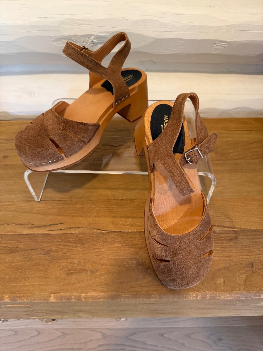 Swedish Hasbeens Clogs NWOT